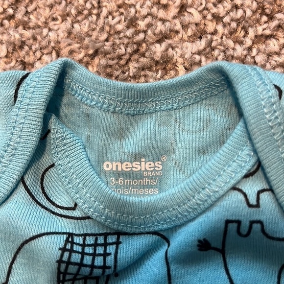 BABY Onesie 3-6 Months Size Animals Elephants Blue Pattern Cute Soft New - Picture 2 of 2